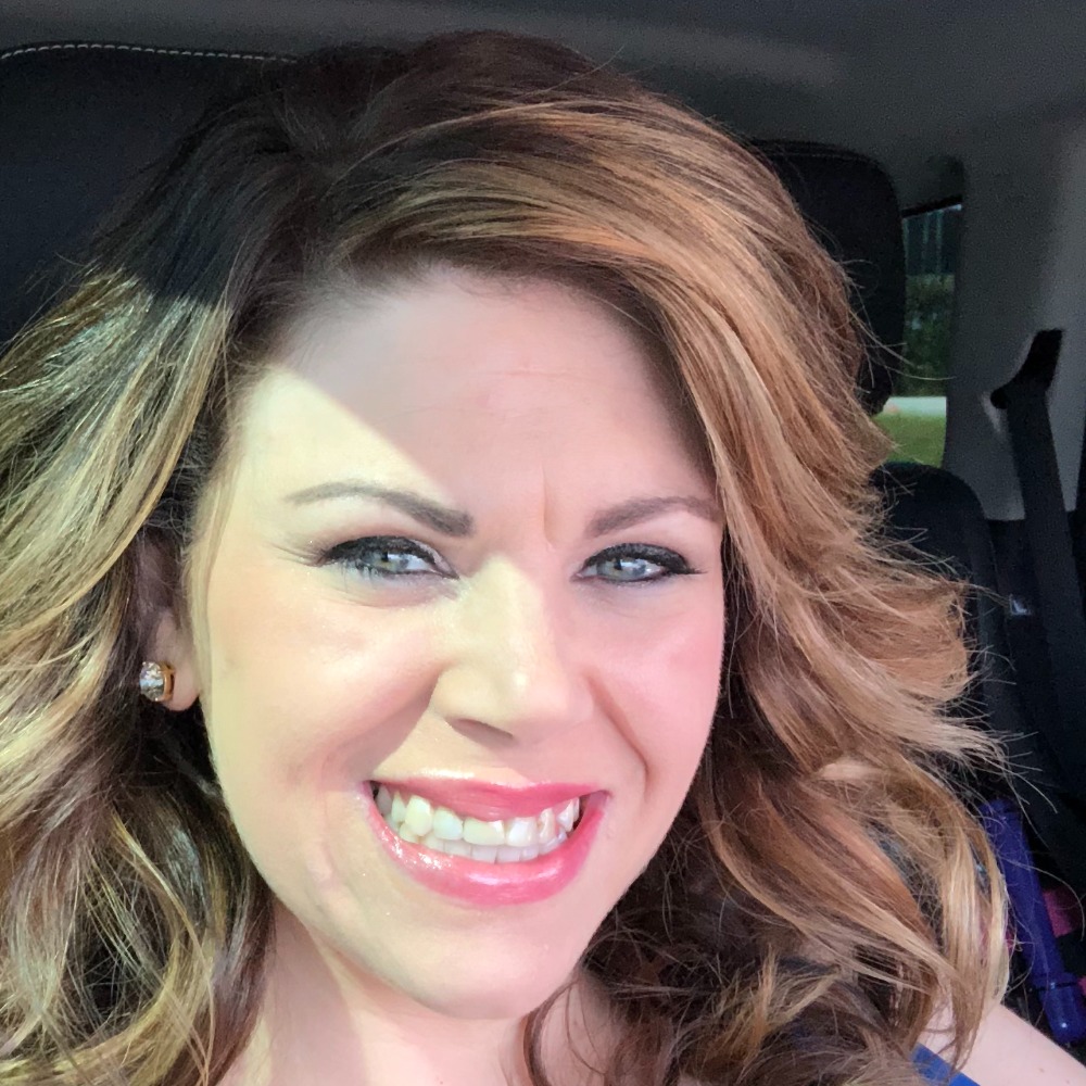 Meet your Posher, Holly